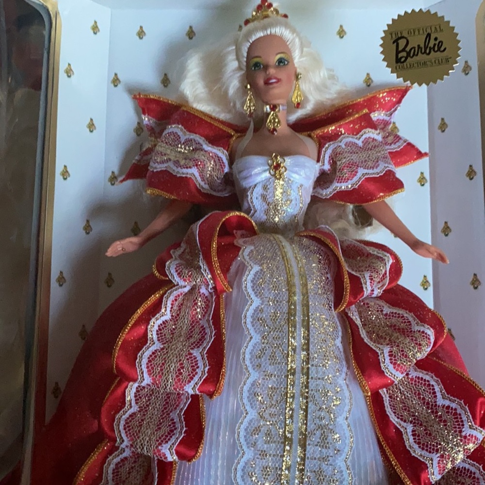 Rare 1997 Happy Holiday BLONDE Barbie in Acrylic Case - Picture 8 of 11